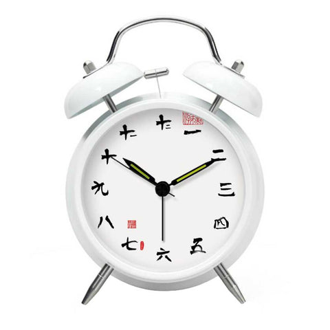 Super Loud Alarm Clock Battery Powered Silent Non Ticking Alarm Clock 4??